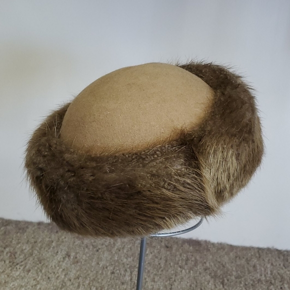 Vintage Felt Hat with Beaver Fur